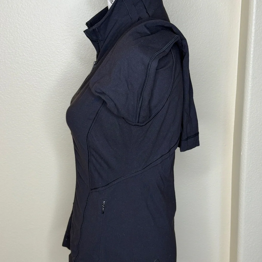 Lululemon Luon Black Jacket ~ please note this is not the define. - Picture 4 of 8